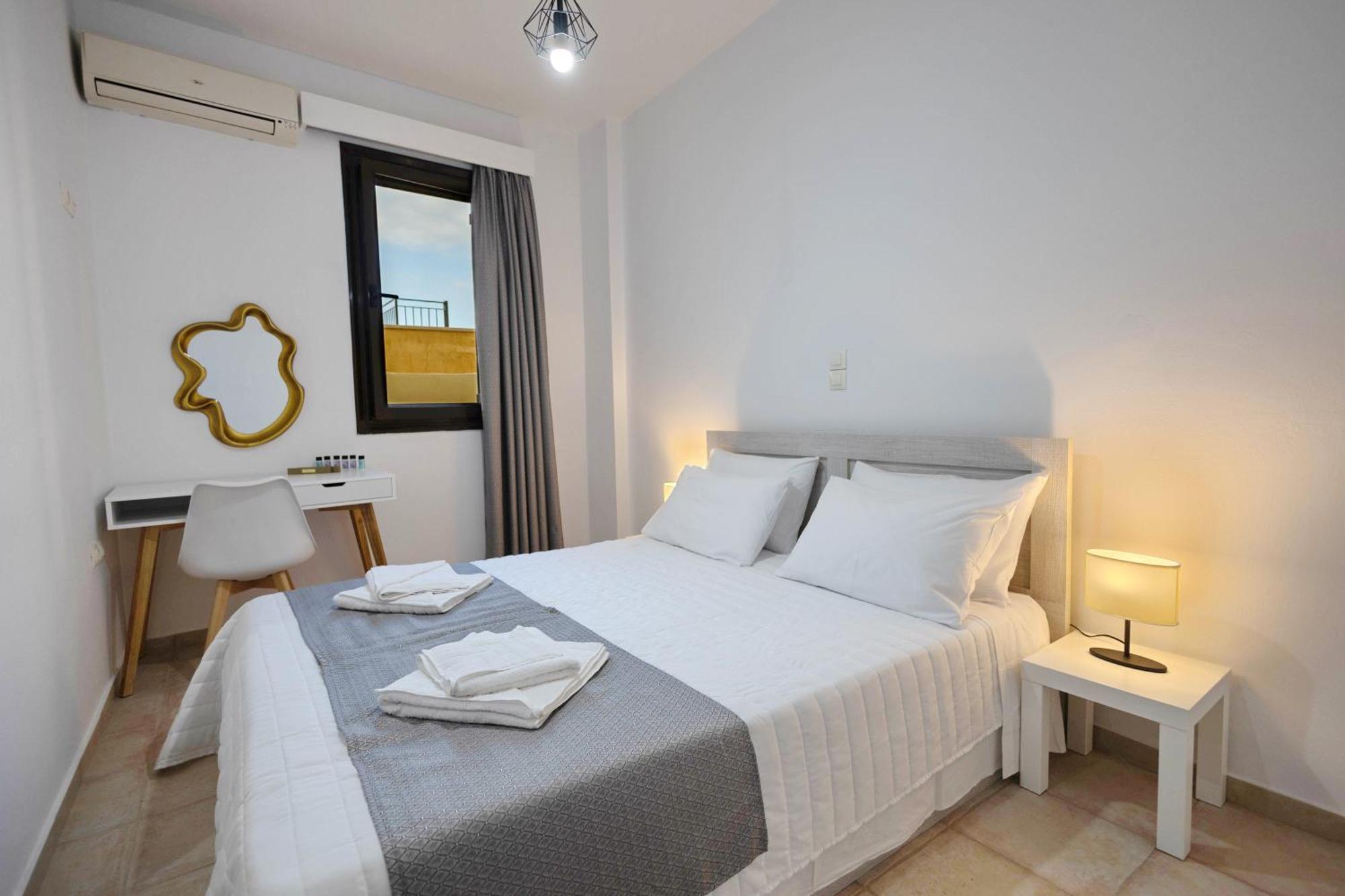 Dianna Rethymno (Crete)